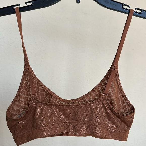 Skims Logo Triangle Bralette Gold Copper brown NWT size XXS - Picture 4 of 6